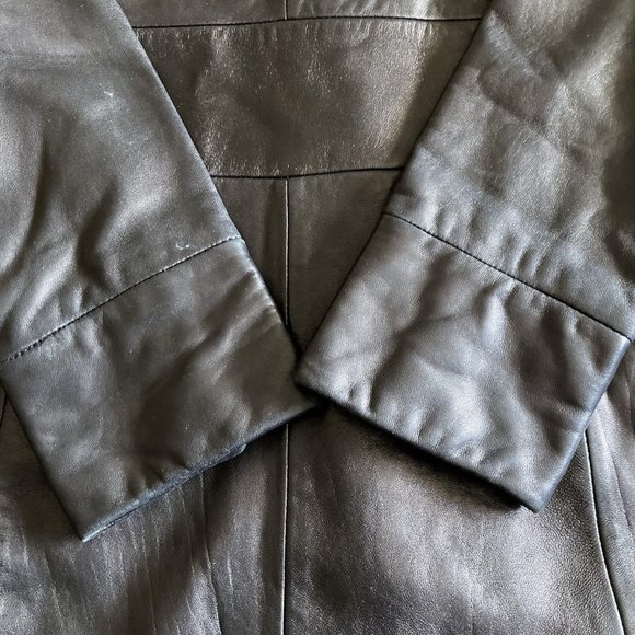 Banana Republic leather jacket, hip length, collared, slim fit, minimalist style - Picture 7 of 9